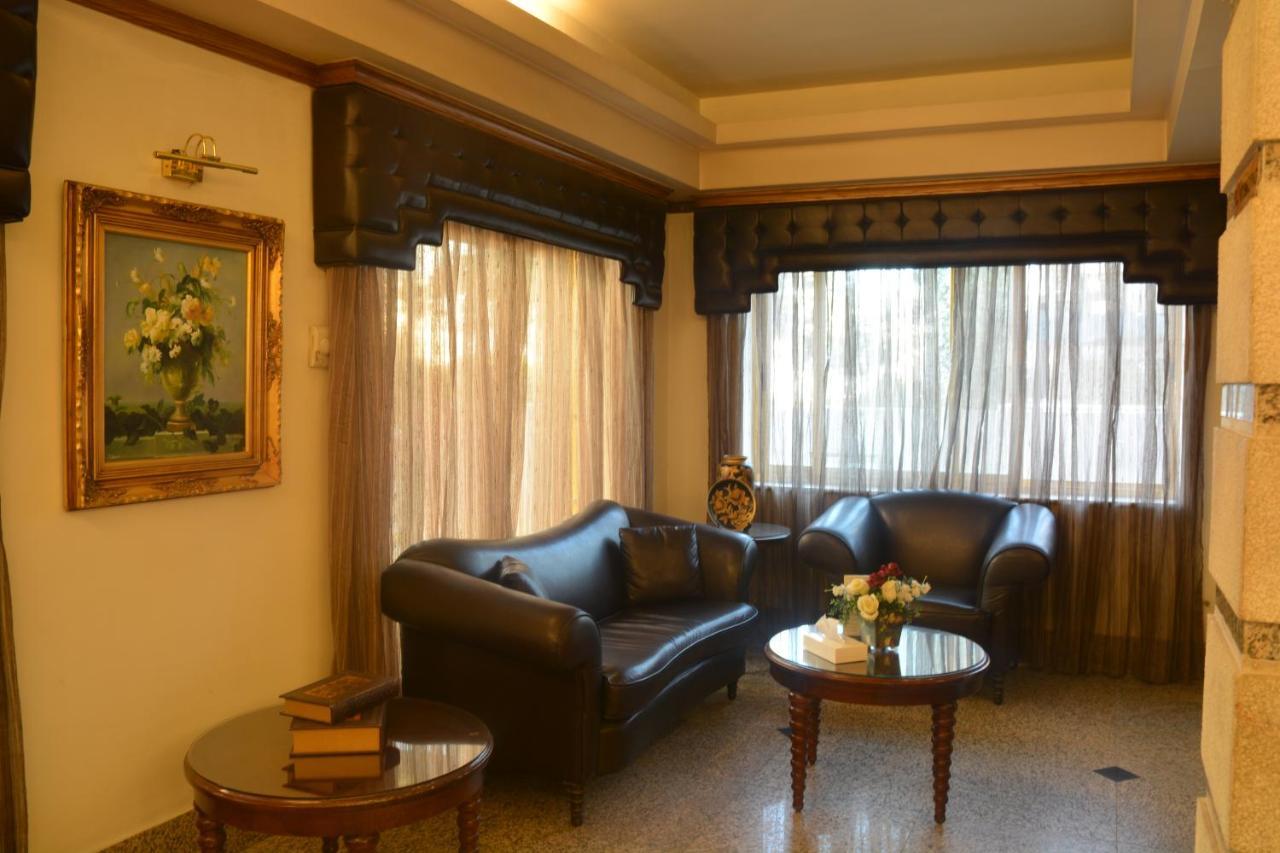 Capri Hotel Suites Amman Exteriör bild