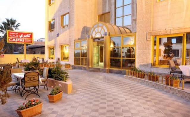 Capri Hotel Suites Amman Exteriör bild